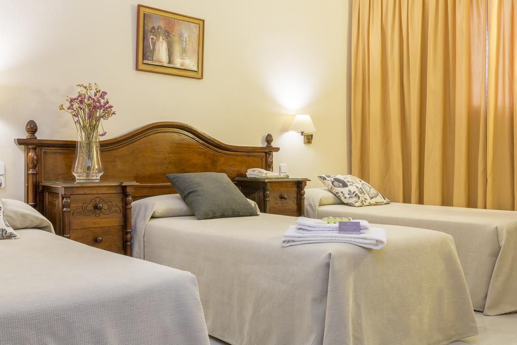 Hotel Gran Avenida 코리아델리오 외부 사진